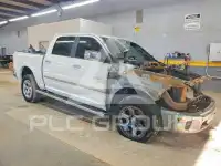 2016 RAM 1500 фото