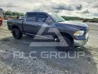 2016 RAM 1500 photo