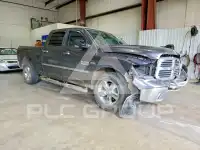 2016 RAM 1500 фото