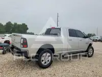 2016 RAM 2500 photo