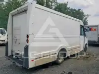 2016 Isuzu NPR фото
