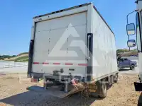 2016 Isuzu NPR фото