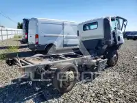 2016 Isuzu NPR фото