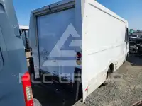 2016 Isuzu NPR фото