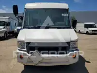 2016 Isuzu NPR фото