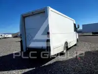 2016 Isuzu NPR фото
