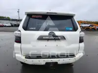 2016 Toyota 4 RUNNER photo