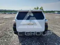 2016 Toyota 4 RUNNER photo