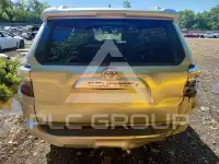 2016 Toyota 4 RUNNER photo