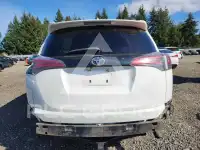 2016 Toyota RAV4 photo