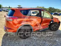 2016 Toyota RAV4 photo
