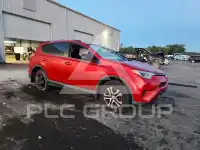 2016 Toyota RAV4 фото
