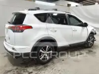 2016 Toyota RAV4 photo