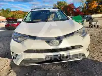 2016 Toyota RAV4 фото