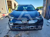 2016 Toyota RAV4 фото