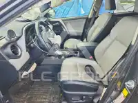 2016 Toyota RAV4 фото