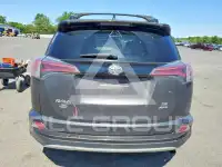2016 Toyota RAV4 фото