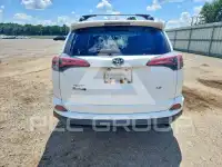 2016 Toyota RAV4 фото