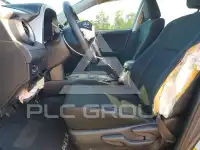 2016 Toyota RAV4 фото