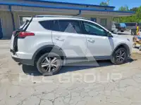 2016 Toyota RAV4 фото