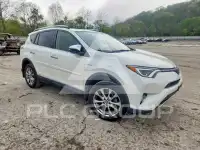 2016 Toyota RAV4 фото