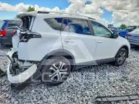 2016 Toyota RAV4 photo