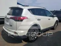 2016 Toyota RAV4 photo
