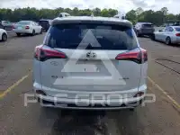 2016 Toyota RAV4 фото