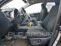 2016 Toyota RAV4 фото