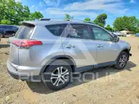 2016 Toyota RAV4 фото