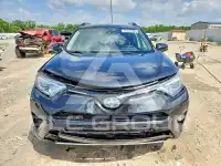 2016 Toyota RAV4 фото