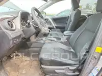 2016 Toyota RAV4 фото
