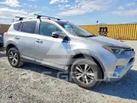 2016 Toyota RAV4 фото