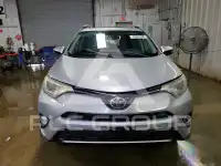2016 Toyota RAV4 photo