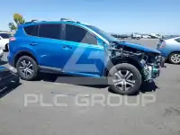 2016 Toyota RAV4 фото