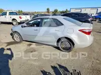 2016 Toyota COROLLA фото