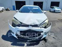 2016 Toyota COROLLA фото