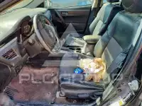 2016 Toyota COROLLA фото