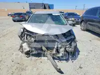 2016 Toyota COROLLA фото