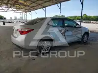 2016 Toyota COROLLA фото