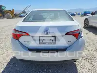 2016 Toyota COROLLA фото