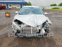2016 Toyota COROLLA фото
