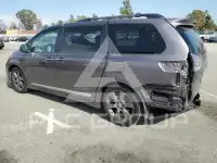 2016 Toyota SIENNA фото