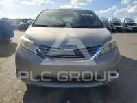2016 Toyota SIENNA photo