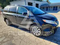 2016 Toyota SIENNA photo