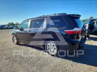 2016 Toyota SIENNA фото