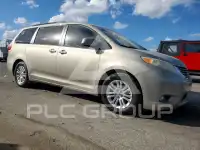 2016 Toyota SIENNA photo