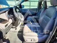 2016 Toyota SIENNA photo