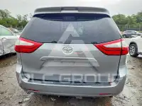 2016 Toyota SIENNA фото