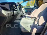 2016 Toyota SIENNA photo